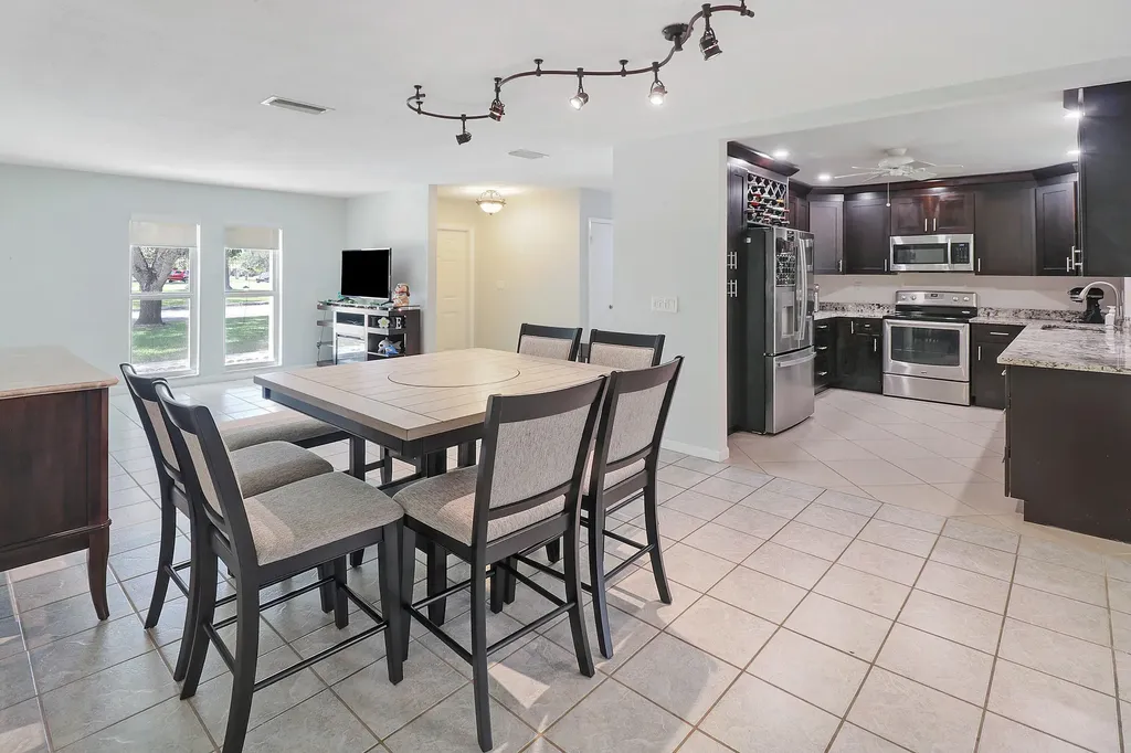 3721 NW 108th Drive Coral Springs FL 33065