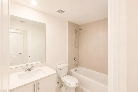 5085 SW 37th Street West Park FL 33023