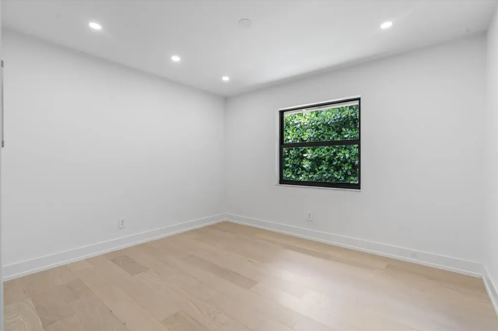 2413 NW 26th Street Boca Raton FL 33431