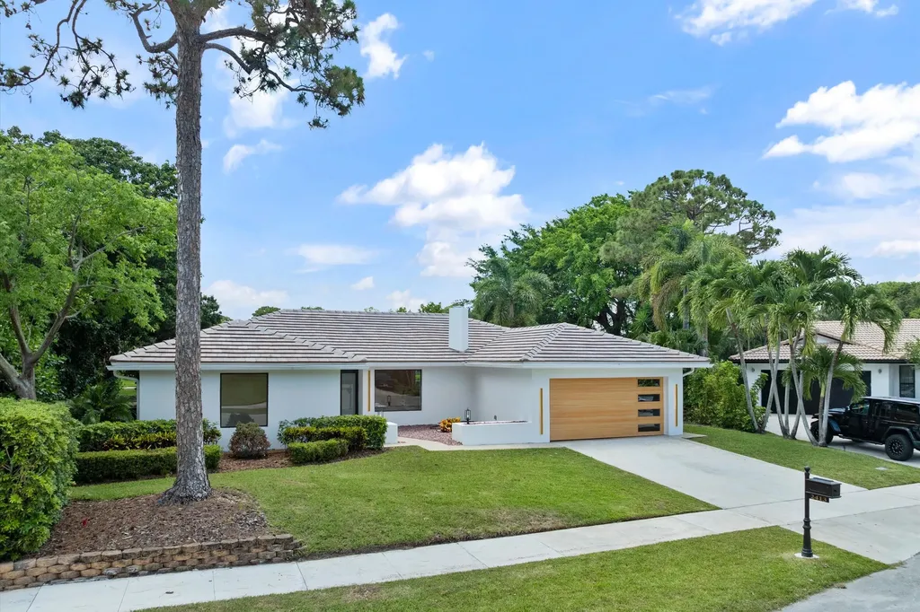 2413 NW 26th Street Boca Raton FL 33431