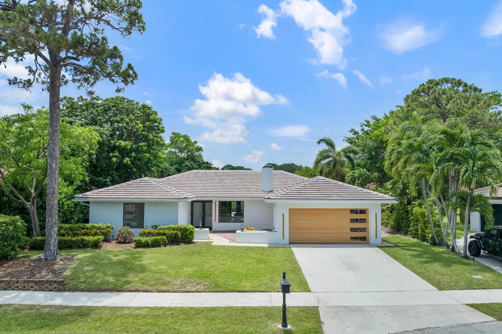 2413 NW 26th Street Boca Raton FL 33431