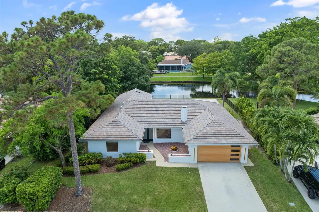 2413 NW 26th Street Boca Raton FL 33431