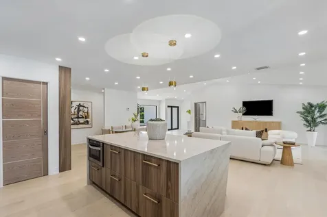 2413 NW 26th Street Boca Raton FL 33431