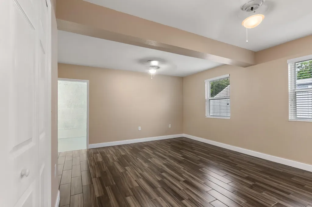 957 30th Street West Palm Beach FL 33407