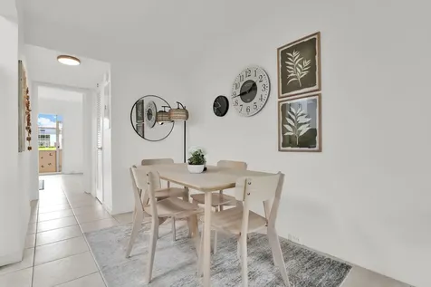 175 Fanshaw E Boca Raton FL 33434