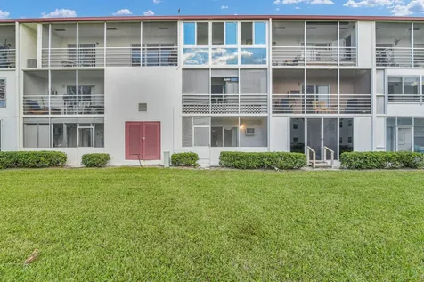 175 Fanshaw E Boca Raton FL 33434