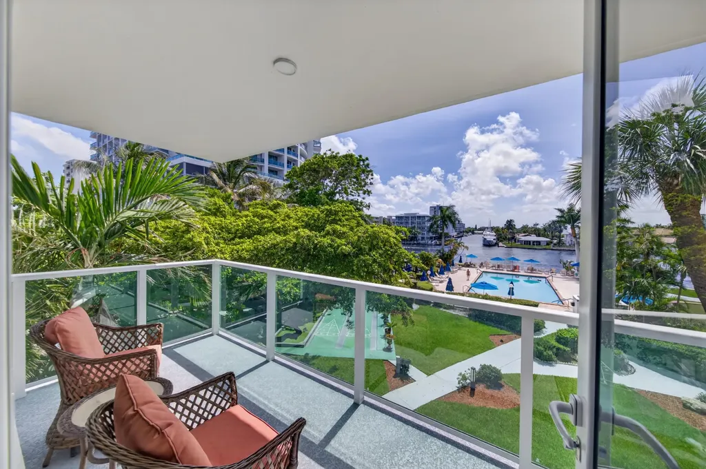 3233 NE 34th Street Fort Lauderdale FL 33308