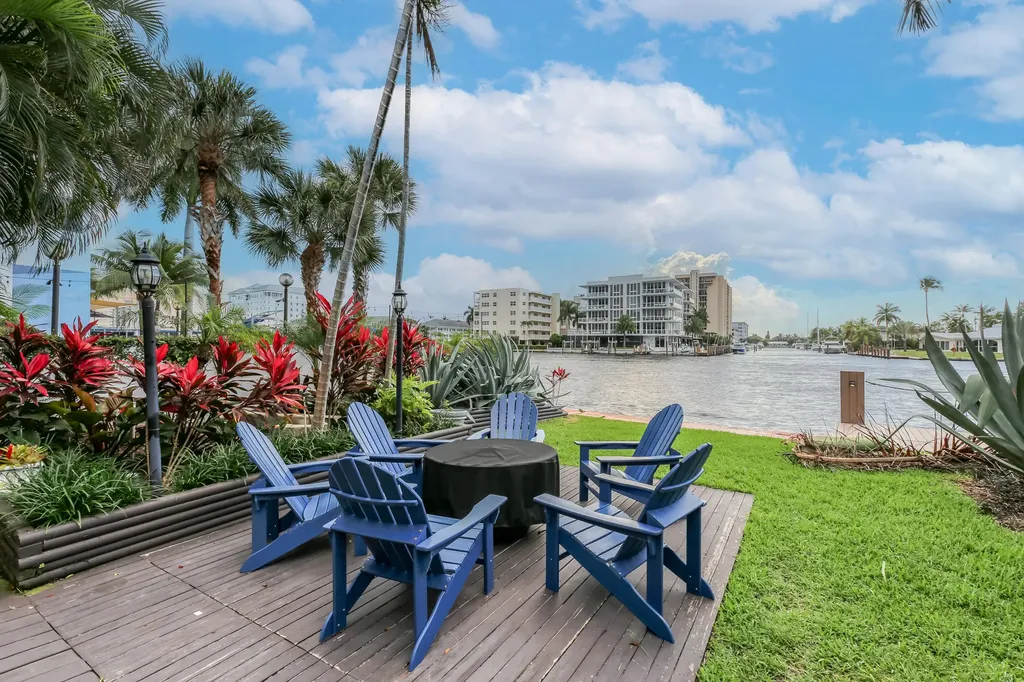 3233 NE 34th Street Fort Lauderdale FL 33308