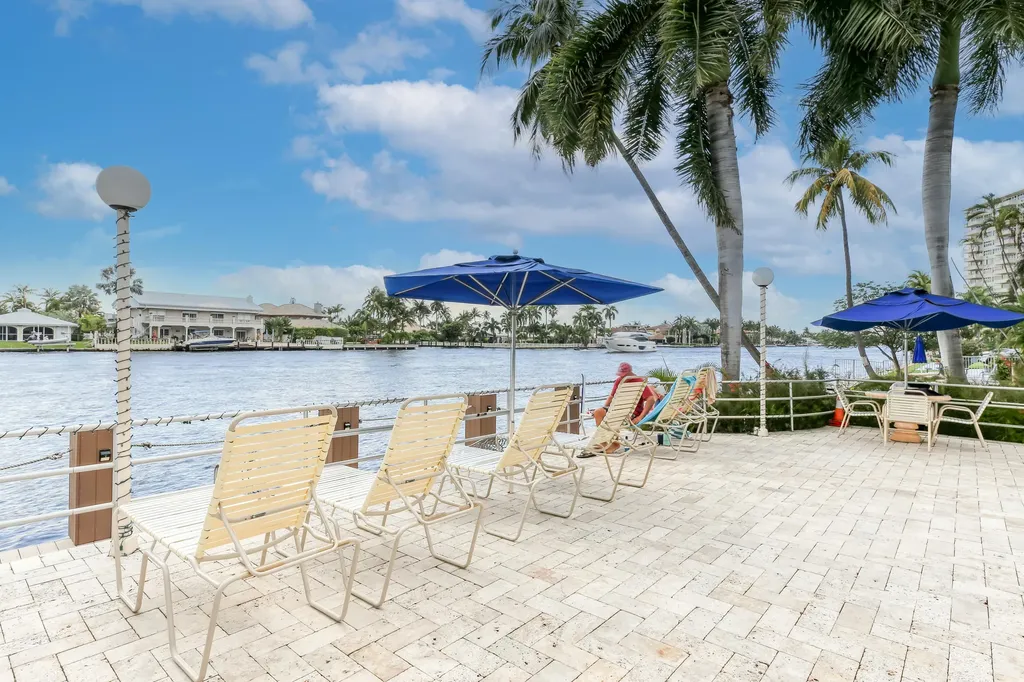 3233 NE 34th Street Fort Lauderdale FL 33308