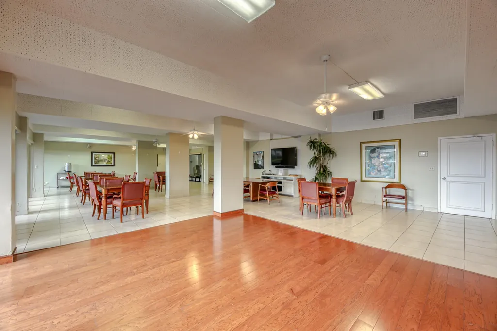 3233 NE 34th Street Fort Lauderdale FL 33308