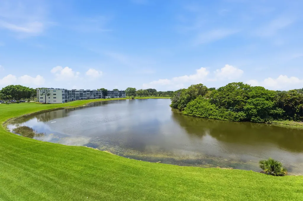 4037 Ainslie C Boca Raton FL 33434