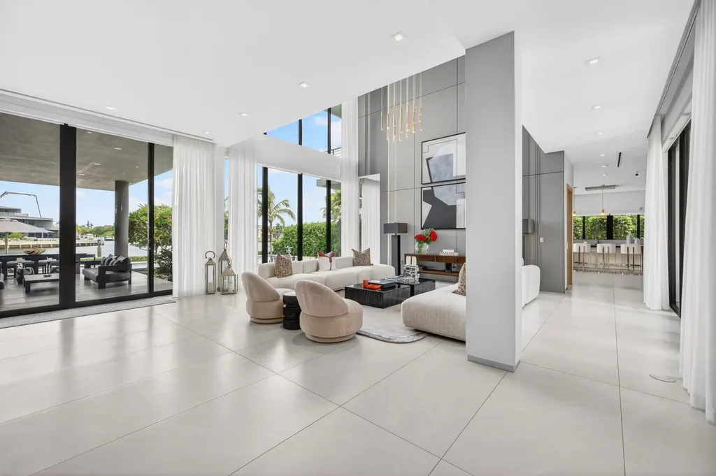1529 Middle River Drive Fort Lauderdale FL 33304