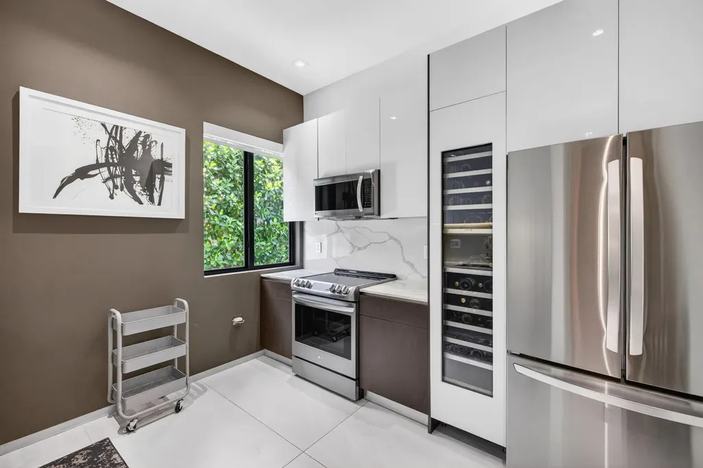 1529 Middle River Drive Fort Lauderdale FL 33304