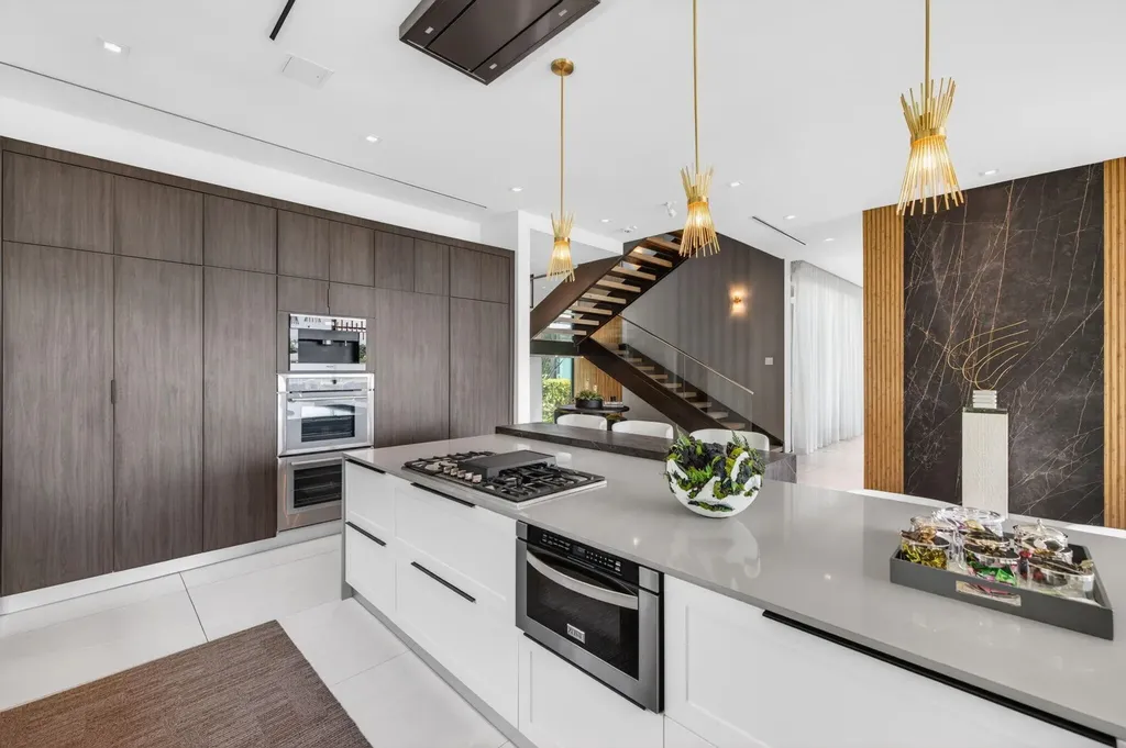 1529 Middle River Drive Fort Lauderdale FL 33304