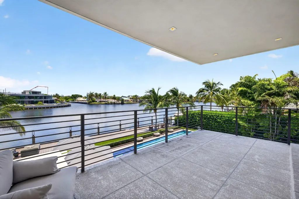 1529 Middle River Drive Fort Lauderdale FL 33304
