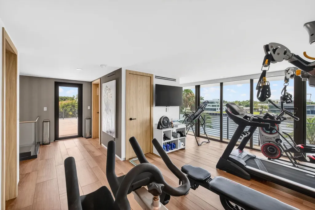 1529 Middle River Drive Fort Lauderdale FL 33304
