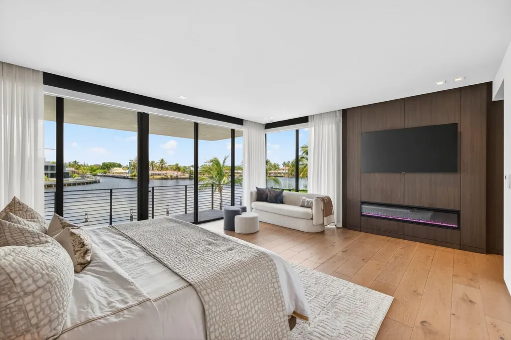 1529 Middle River Drive Fort Lauderdale FL 33304