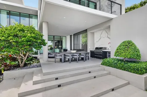1529 Middle River Drive Fort Lauderdale FL 33304