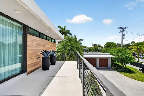 1529 Middle River Drive Fort Lauderdale FL 33304