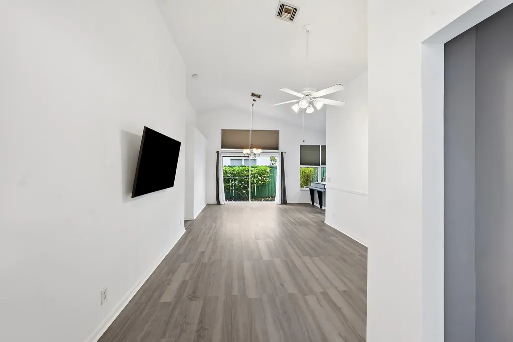 1852 Capeside Circle Wellington FL 33414