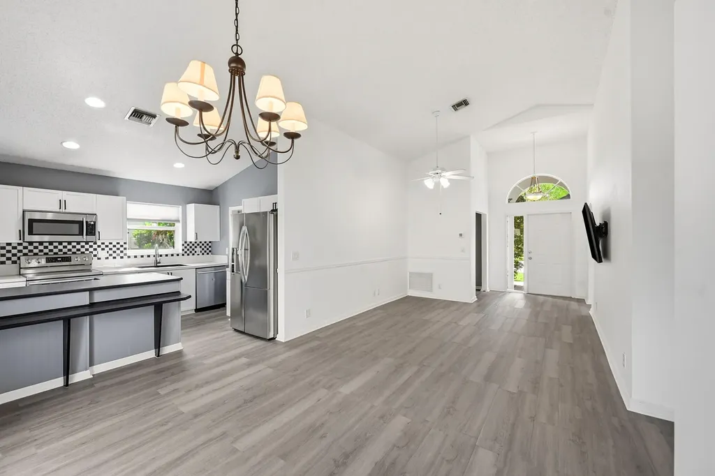 1852 Capeside Circle Wellington FL 33414