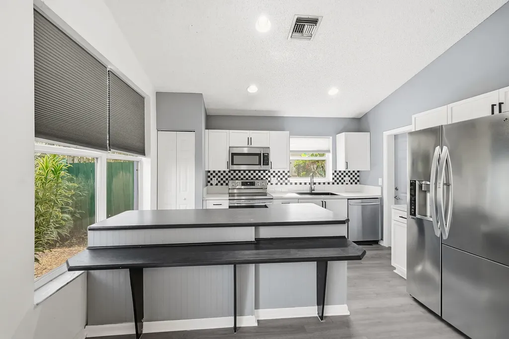 1852 Capeside Circle Wellington FL 33414