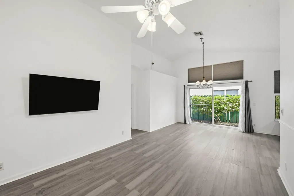 1852 Capeside Circle Wellington FL 33414
