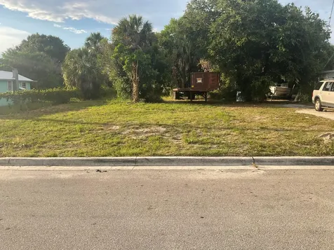 0000 Avenue L Fort Pierce FL 34950