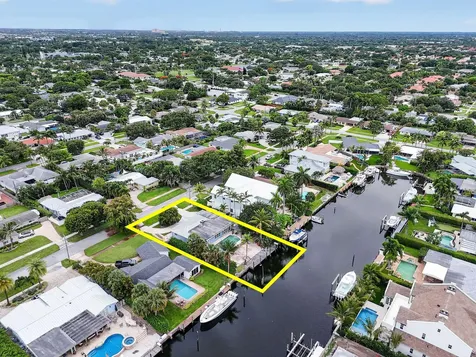 717 Robin Way North Palm Beach FL 33408