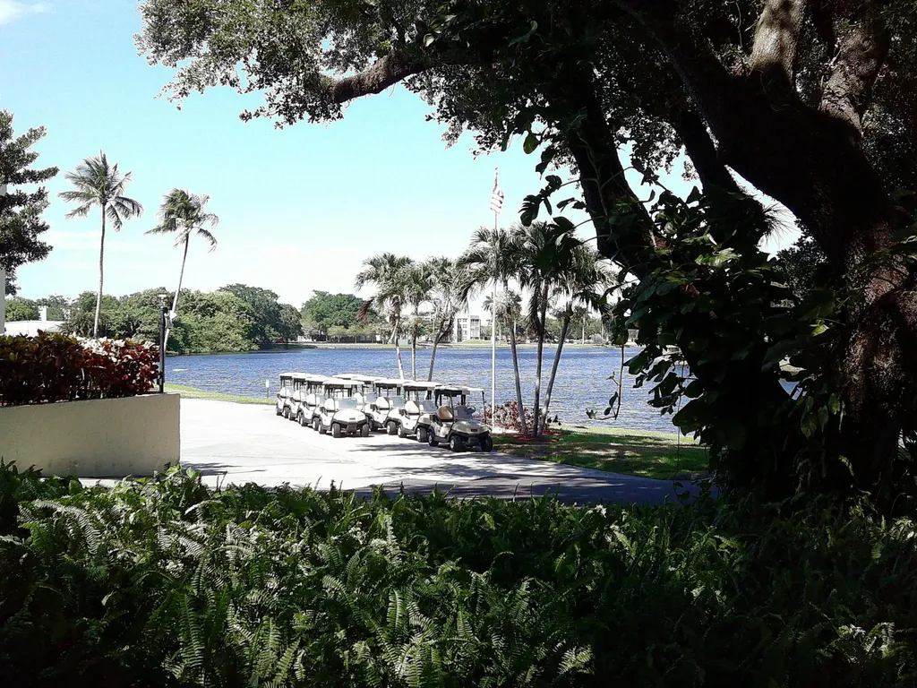 9420 Poinciana Place Davie FL 33324