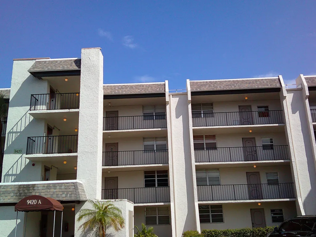 9420 Poinciana Place Davie FL 33324
