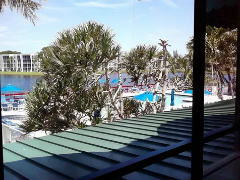 9420 Poinciana Place Davie FL 33324