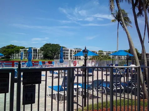 9420 Poinciana Place Davie FL 33324