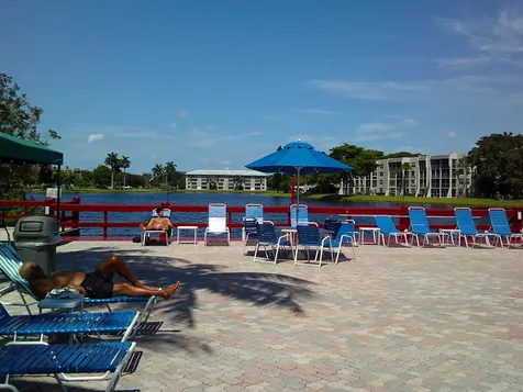 9420 Poinciana Place Davie FL 33324