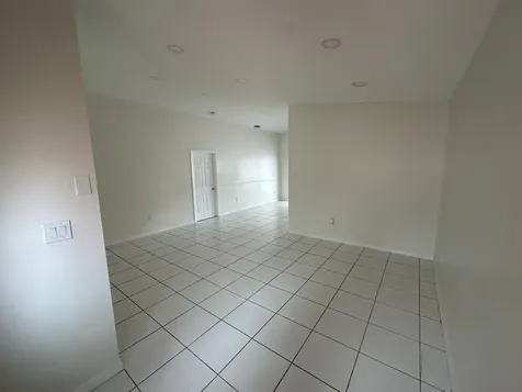 9316 NW 121st Street Hialeah Gardens FL 33018