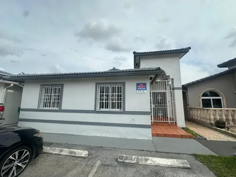 9316 NW 121st Street Hialeah Gardens FL 33018