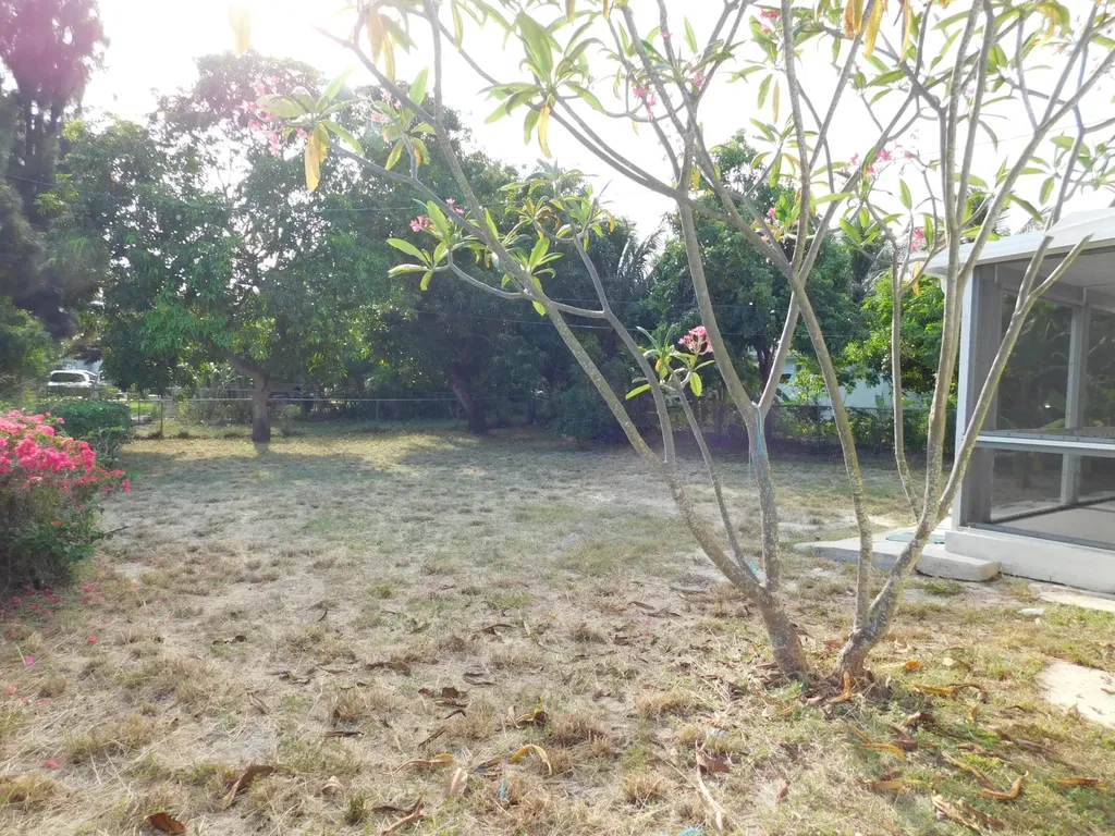 715 S C Street Lake Worth FL 33460