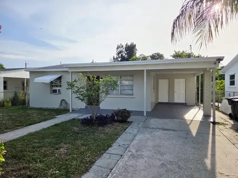 715 S C Street Lake Worth FL 33460