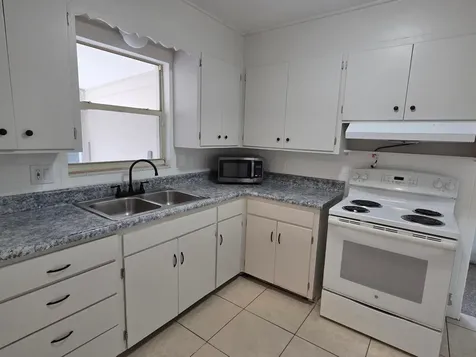 715 S C Street Lake Worth FL 33460