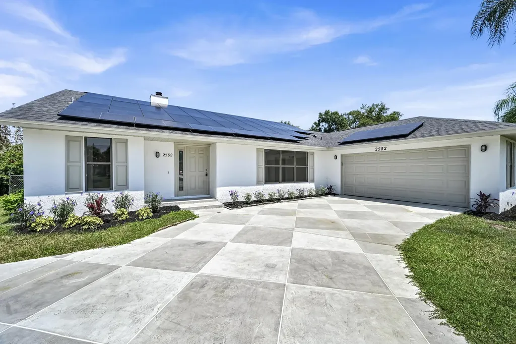 2582 SW Mcdonald Street Port St Lucie FL 34953