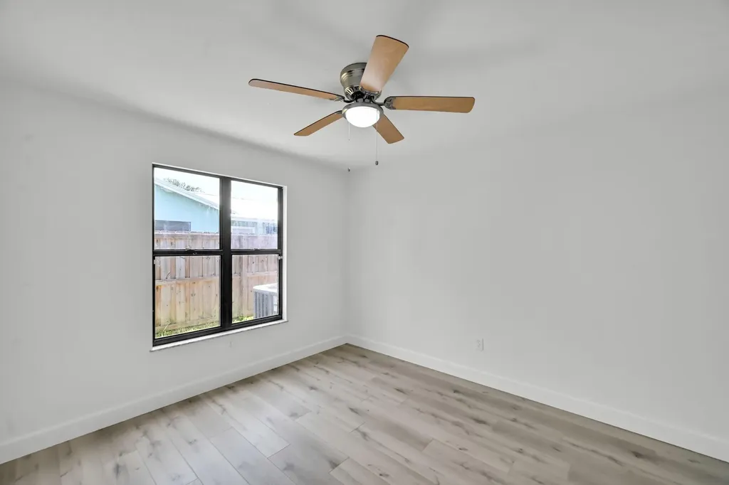2582 SW Mcdonald Street Port St Lucie FL 34953