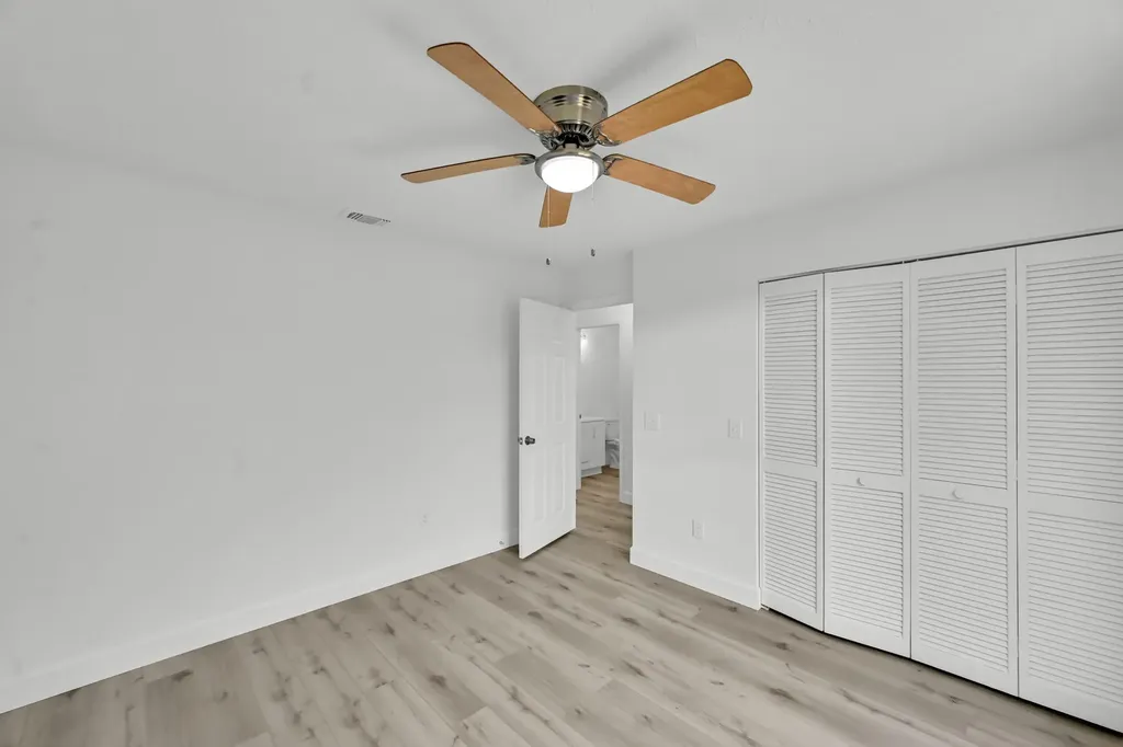 2582 SW Mcdonald Street Port St Lucie FL 34953
