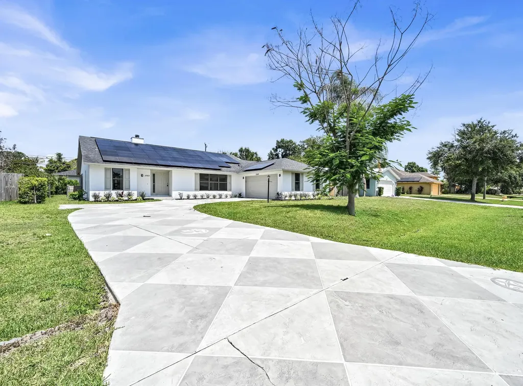 2582 SW Mcdonald Street Port St Lucie FL 34953