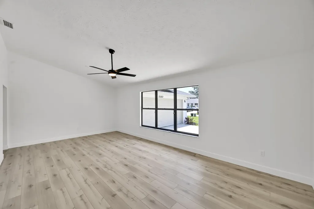 2582 SW Mcdonald Street Port St Lucie FL 34953