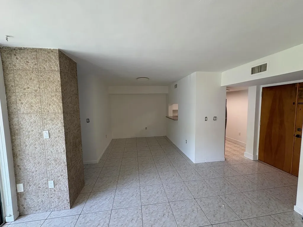 11800 SW 18th Street Miami FL 33175