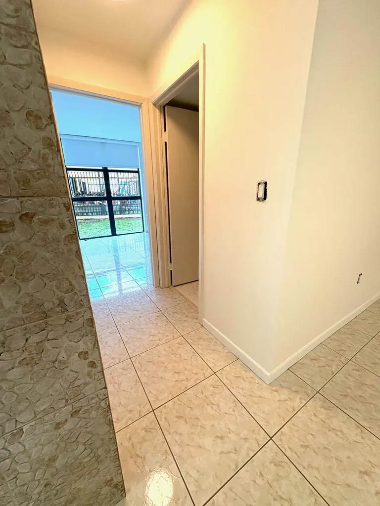 11800 SW 18th Street Miami FL 33175