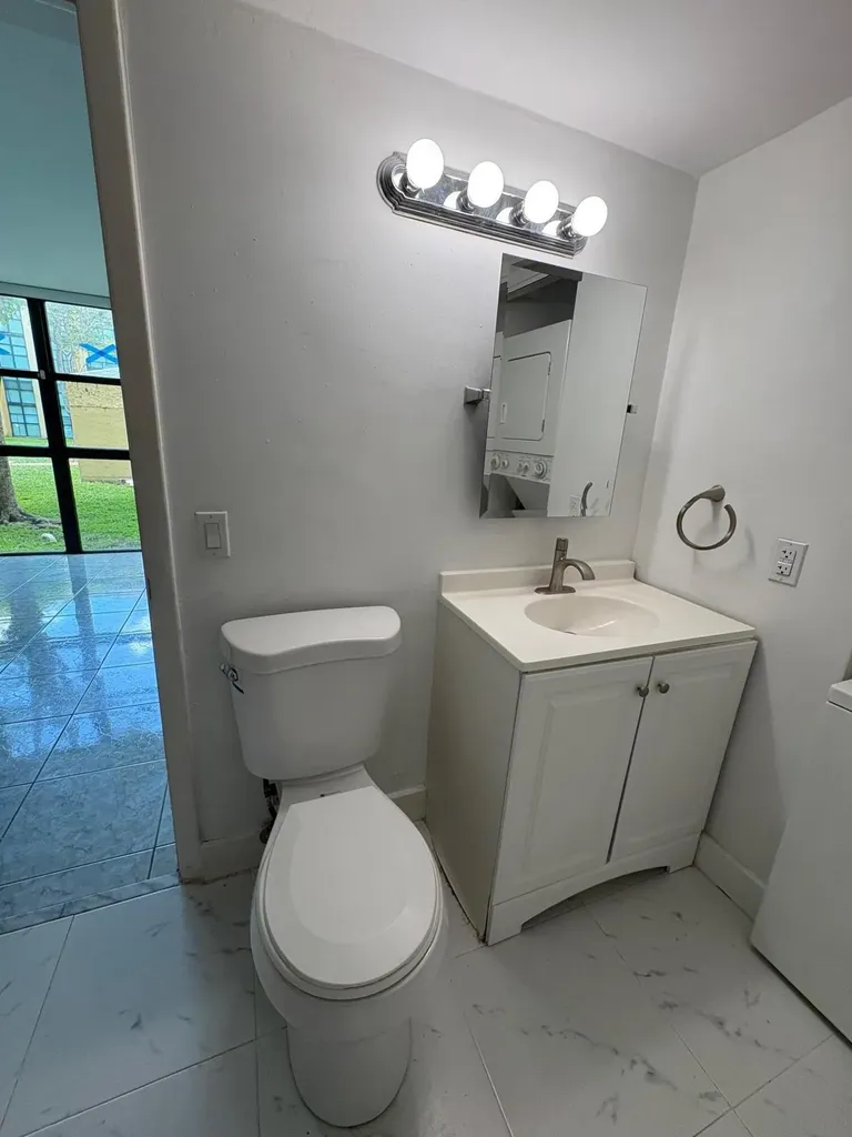 11800 SW 18th Street Miami FL 33175