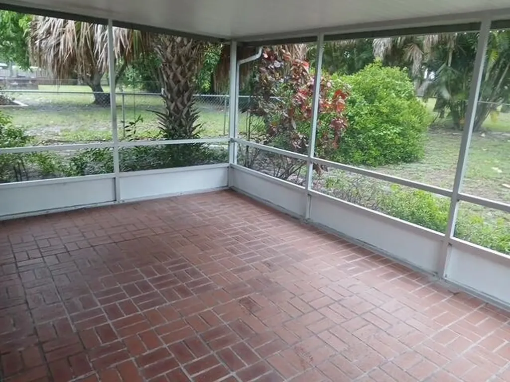 709 SE Alamanda Way Stuart FL 34996