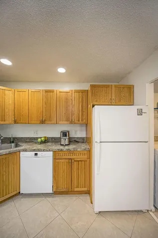 539 Shady Pine Way Greenacres FL 33415
