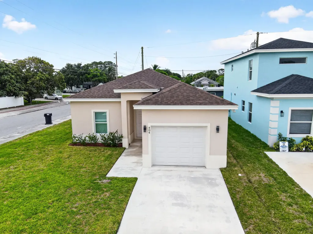 402 NW 12th Avenue Boynton Beach FL 33435